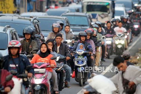 Kepadatan Jalur Puncak Cek Di Sini Pemberlakukan Sistem Buka Tutup