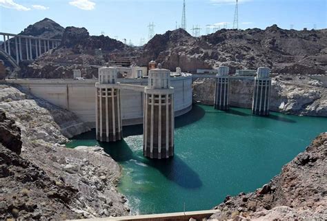 Hoover Dam, USA - where is located, height, interesting facts, rules ...