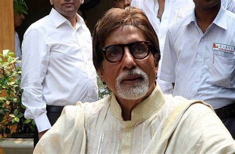 Amitabh Bachchan Discharged From Hospital Jaya And Abhishek Take Him