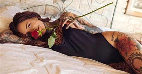 Candelaria Tinelli mostró su celulitis con una selfie en bikini Nos hace más lindas Infobae