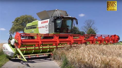 Getreideernte M Hdrescher Claas Lexion Terra Trac Tt Biggest