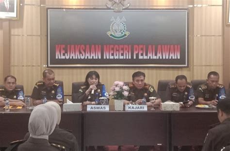 Asisten Pengawasan Kejati Riau Melakukan Inspeksi Pemantauan Di