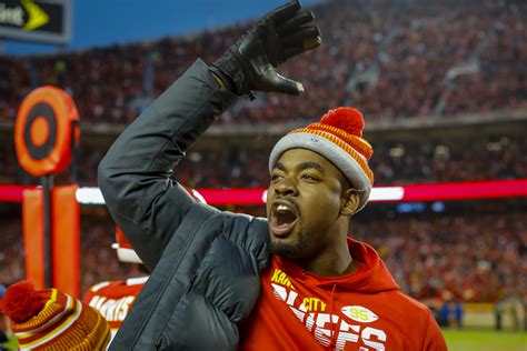 Chiefs Chris Jones Agree To Long Term Extension Sources