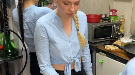 Special Hot Brunette Hot Show Provocative Showpiece