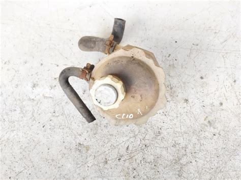 Used Expansion Tank Coolant Radiator Expansion Tank Bottle