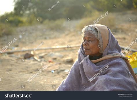 9083 Indian Blind Images Stock Photos And Vectors Shutterstock