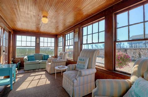 WAVES OCEANFRONT RESORT - Prices & Reviews (Old Orchard Beach, Maine)