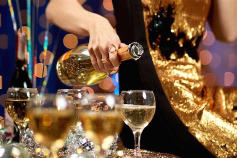 Premium Photo Gorgeous Blonde Woman With A Glass Of Champagne