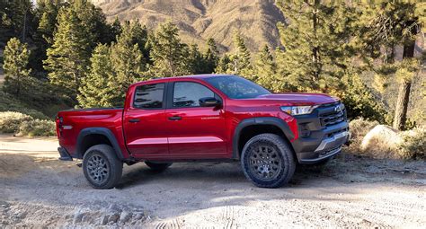 2023 Chevrolet Colorado Reviews Big Overhaul For Baby Truck