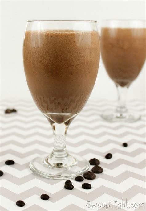 Frozen Chocolate Chip Mocha Frappe Recipe A Magical Mess