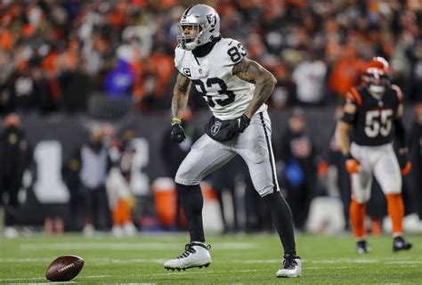 Raiders Sign Tight End Darren Waller To Year Extension National