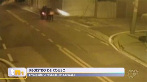 V Deo Mostra Dupla Roubando Moto Em Menos De Segundos Em Sorocaba