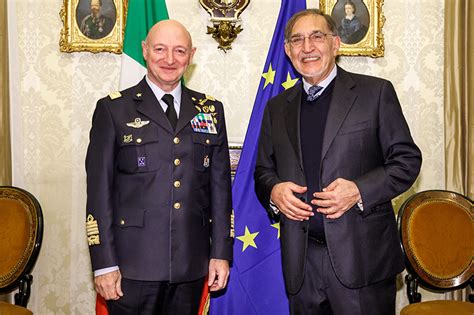 Con Il Capo Di Stato Maggiore Dell Aeronautica Generale Luca Goretti