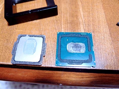 価格 『パッカーン！』インテル Core I7 8700k Box あずたろうさん のクチコミ掲示板投稿画像・写真「食後の軽作業」[3210638]