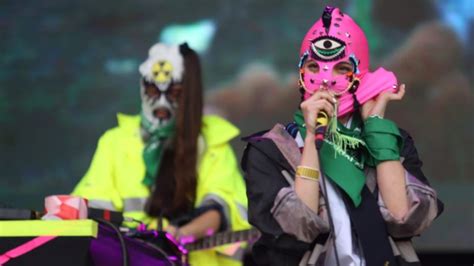 Pussy Riot exigió aborto legal y seguro en un concierto en México Infobae