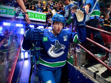 Canucks Schedule How Ilya Mikheyev Gets Best Out Of Andrei Kuzmenko