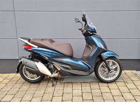 Motorrad Piaggio Beverly 400 Blau Baujahr 2024 0 Km Preis 6 599