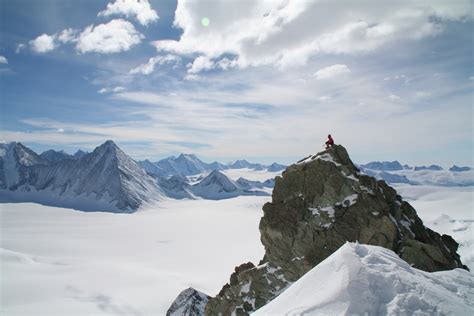 Geology How Could This Pyramidal Mountain Have Been Formed Earth