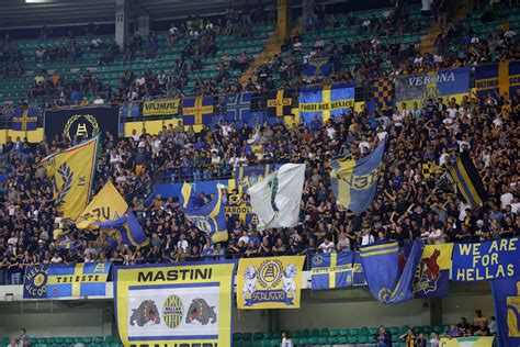 Vergogna A San Siro I Tifosi Del Verona Rovinano Il Minuto Di Silenzio