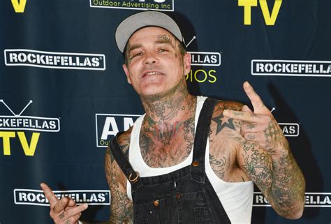 Shifty Shellshock Crazy Town Frontman And Celebrity Rehab Vet Dead At 49