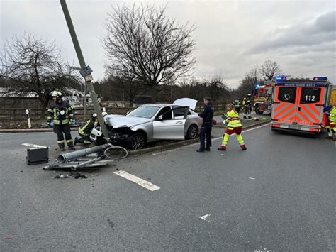 Verkehrsunfall Und First Responder Am Freitagnachmittag