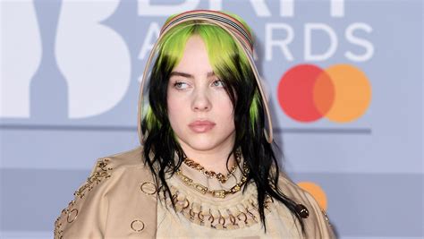 Billie Eilish Addresses That Fake Sex Tape And People Pretending To Be Her Billie Eilish Just