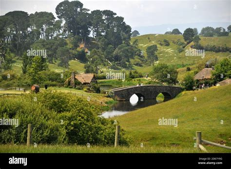 Hobbiton Movie Set North Island New Zealand Stock Photo Alamy