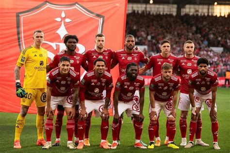 Stade Brestois Lom En Entr E Nice Pour Terminer Le Calendrier