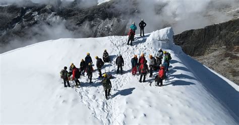 Top Nevado Mateo Dagtocht Cordillera Blanca M Getyourguide