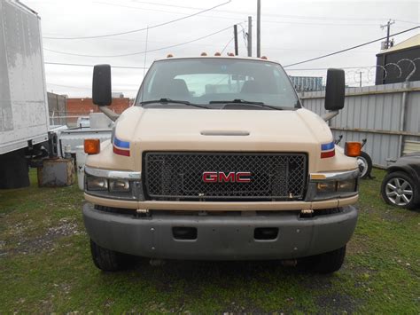 Used 2006 Gmc C5500 For Sale In Dallas Tx 5027946149 Commercial Truck Trader