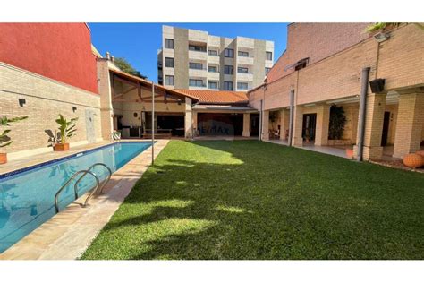 Vendo Hermosa Residencia En B Jara Ref D F B Infocasas Py