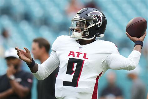 Falcons Give Strange Explanation For Not Playing Michael Penix Jr In