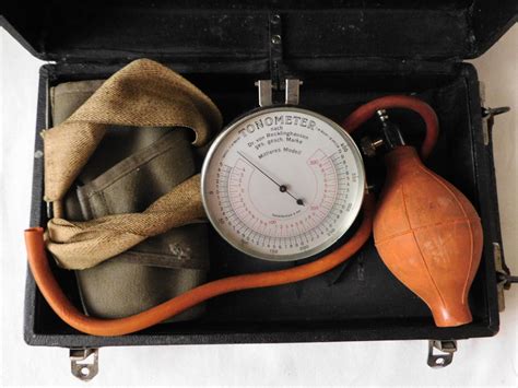 Starý tonometr | Aukro