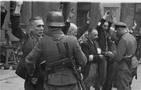 16 De Octubre De 1940 Los Nazis Establecen El Gueto De Varsovia El