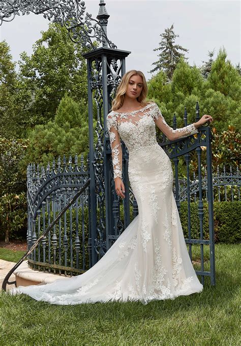 Trending Lace Wedding Dresses Designs Of 2024 Faqs