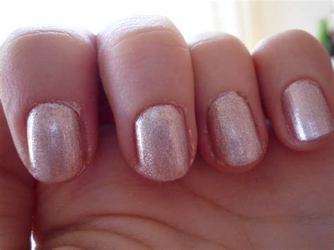 Mimi S Beauty Blog Glitzer Nagellacke Aus Der Essence Fairytale LE