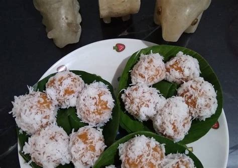 Resep Klepon Ubi Orange With Takir Daun Oleh Ira Zakiah Cookpad