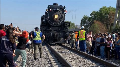 Locomotora De Vapor Empress 2816 Pasando Por San Luis De La Paz