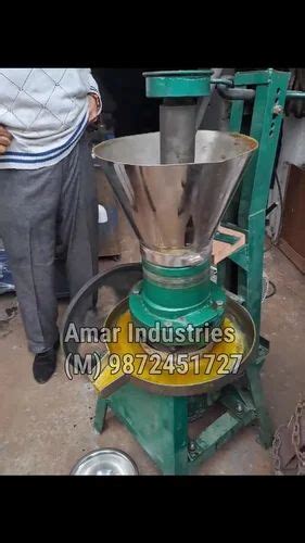 6 Bolt Kachi Ghani Cold Press Kholu Machine Capacity 2 Ton Day At