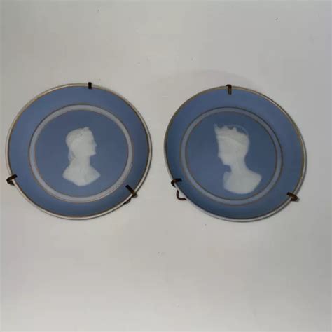 PORCELAINE NAPOLEON 1ER et Joséphine par Camille Tharaud Limoge EUR 80