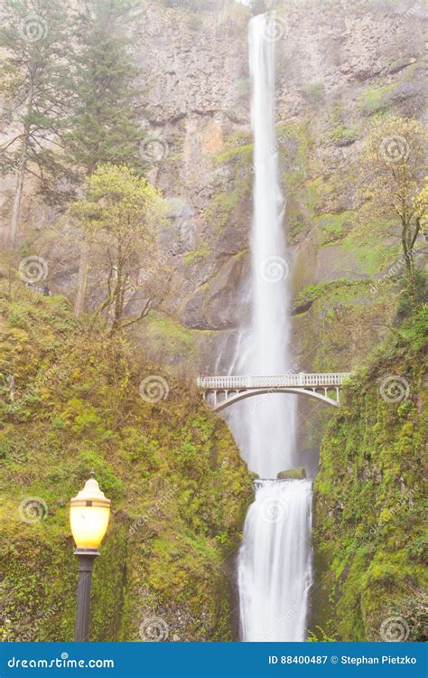 Benson Footbridge And Multnomah Falls Oregon Or Us Stock Image Image