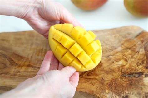 The Best Way To Cut A Mango How To Tell When A Mango Is Ripe HGTV