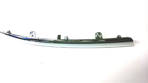 Honda Cr V Molding R Fr Grille Center Body Front T G A