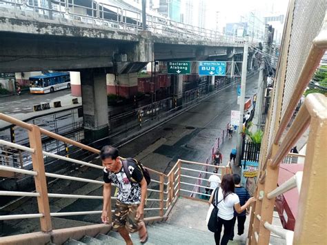 The Philippine Star On Twitter Look Photos Of A Footbridge In Edsa