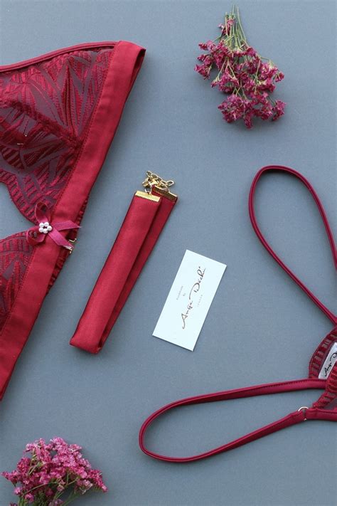 Sexy Lingerie Set With Crotchless G String Panties In See Through Burgundy Red Lace Sexy Sheer