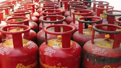 Commercial Lpg Cylinder Prices Hiked By Rs 2550 Check New Rates Here