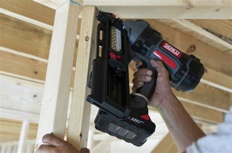 6 Best Cordless Nail Gun For Framing In 2024