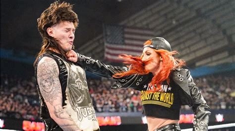 Becky Lynch Reveals Slight Injury She Suffered On WWE RAW