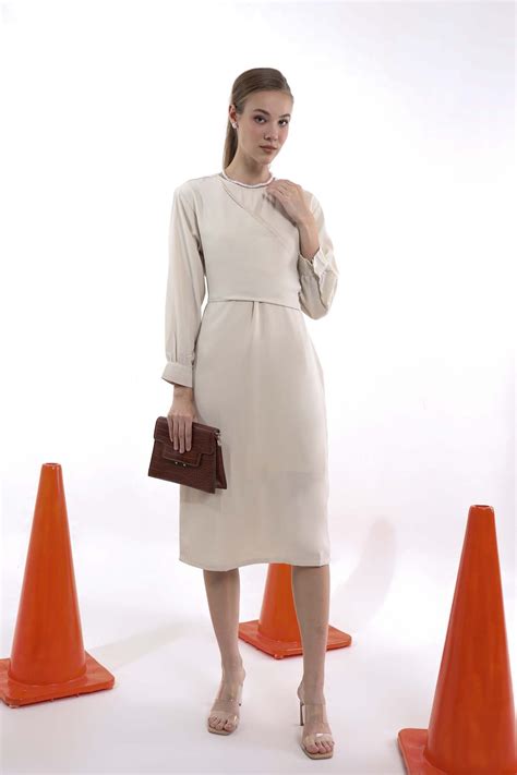 Beverly Dress Hava Indonesia