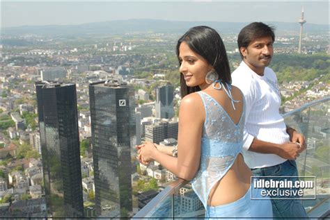 Lakshyam Photo Gallery Telugu Cinema Gopichand Anushka